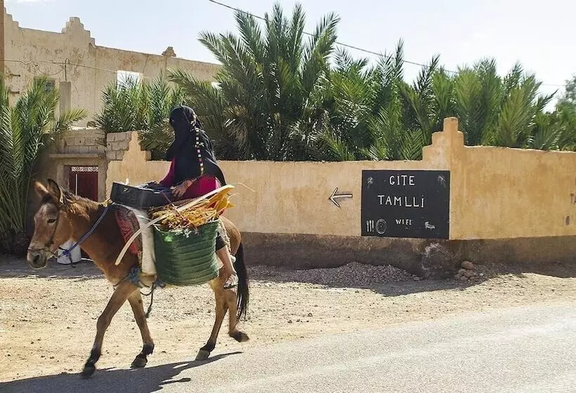 Hotelli Gîte Tamlli