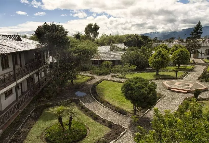 هتل Hosteria Hacienda Pueblo Viejo