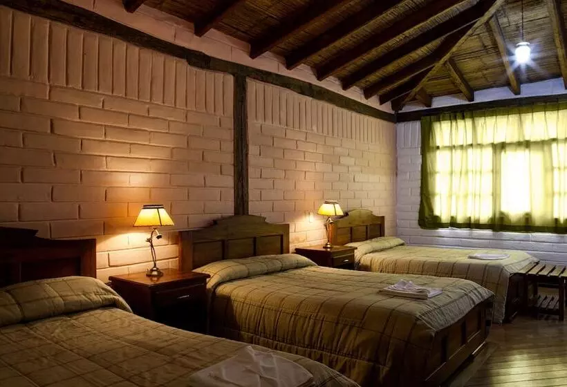 هتل Hosteria Hacienda Pueblo Viejo