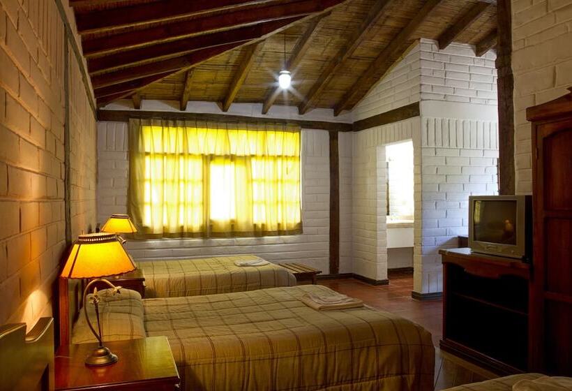 Отель Hosteria Hacienda Pueblo Viejo