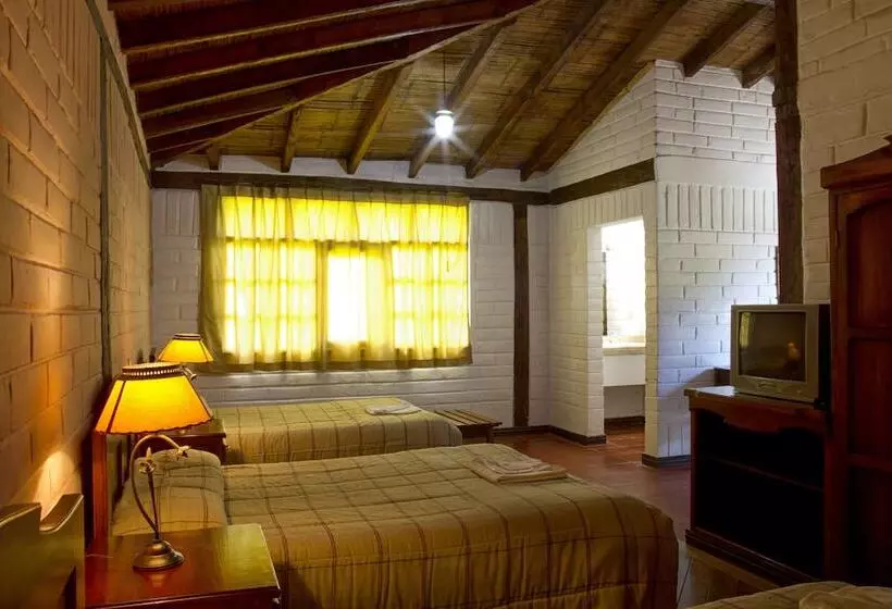 هتل Hosteria Hacienda Pueblo Viejo