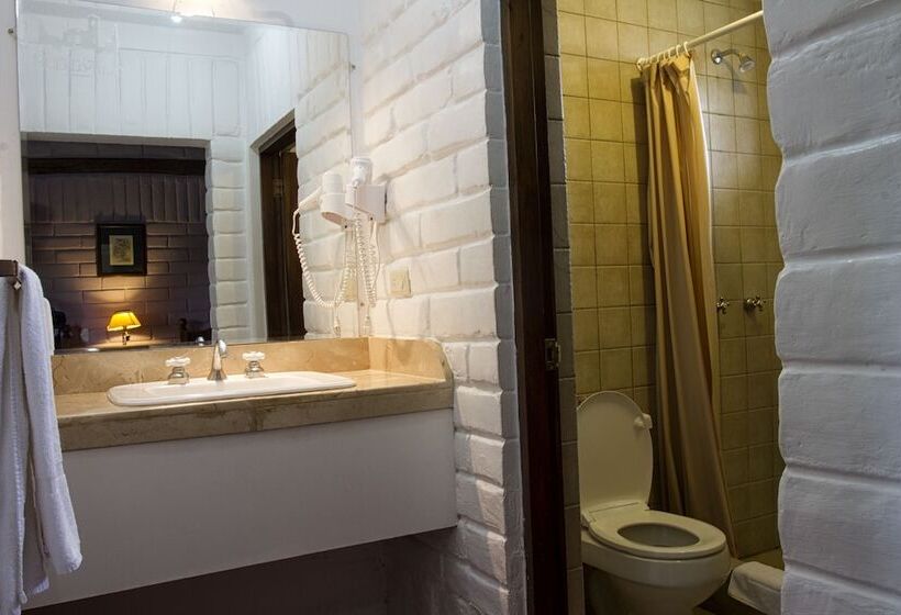 Отель Hosteria Hacienda Pueblo Viejo