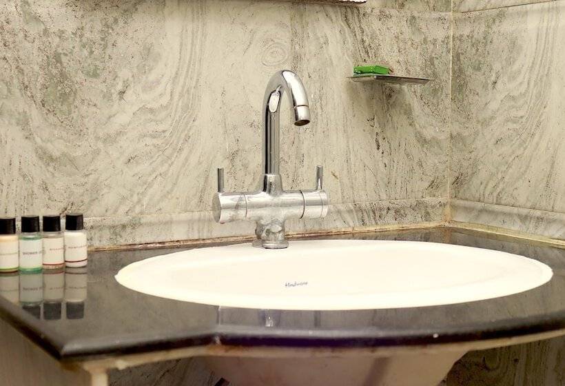 Hotel Leisure Palace