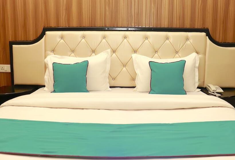 Hotel Leisure Palace