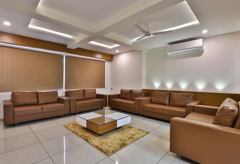 فندق Capital O 29562  Luxura