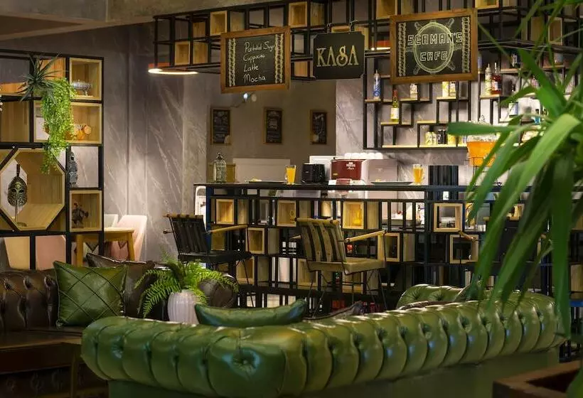 Hotelli Marinn Deluxe