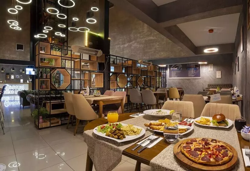 Hotelli Marinn Deluxe