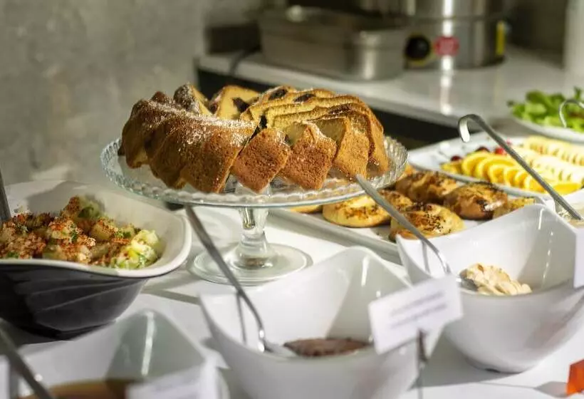 Hotelli Marinn Deluxe