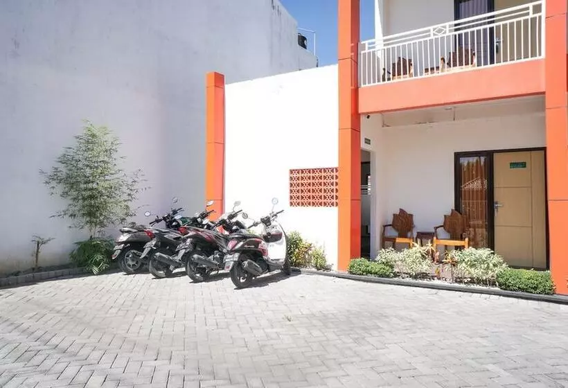 Hotelli Reddoorz Syariah @ Buduran Sidoarjo