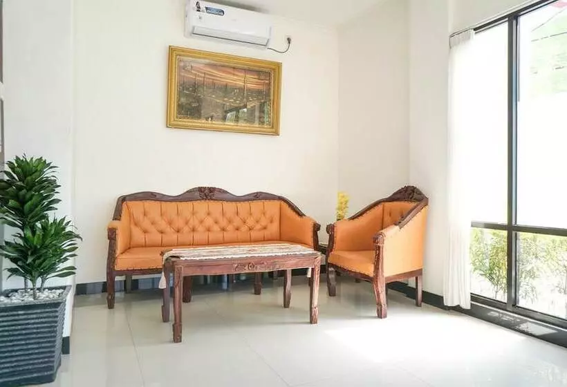 Hotelli Reddoorz Syariah @ Buduran Sidoarjo