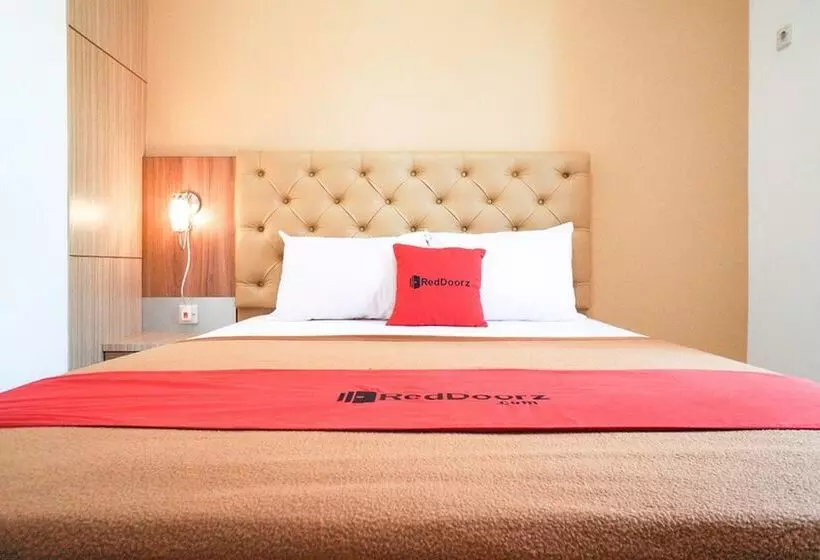 Hotelli Reddoorz Syariah @ Buduran Sidoarjo