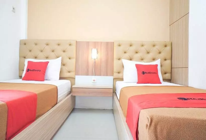Hotelli Reddoorz Syariah @ Buduran Sidoarjo