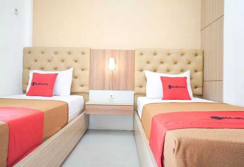 Hotelli Reddoorz Syariah @ Buduran Sidoarjo
