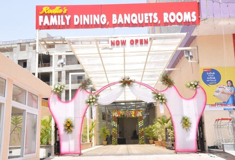 בית מלון כפרי Redlas Inn