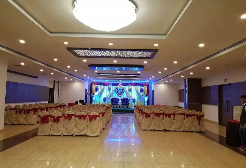 ホテル Redlas Inn