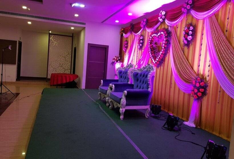 בית מלון כפרי Redlas Inn