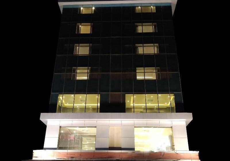 Hotel Regenta Central Noida