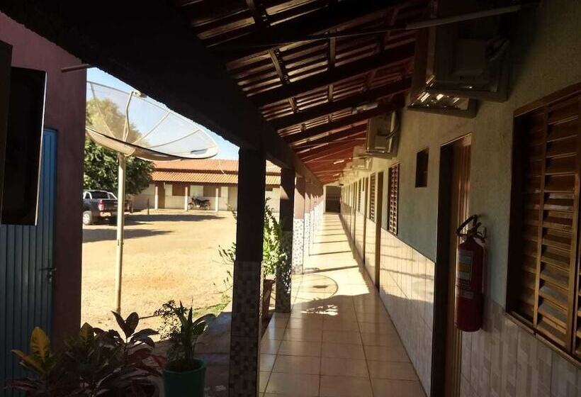 בית מלון כפרי Relevo