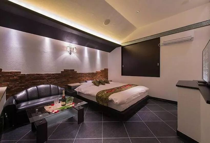 Hotelli Sweets   Adults Only