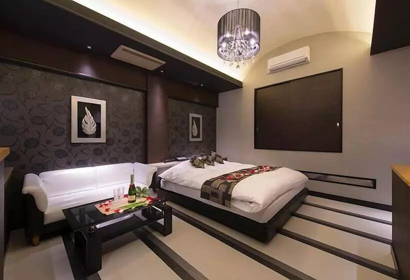 Hotelli Sweets   Adults Only