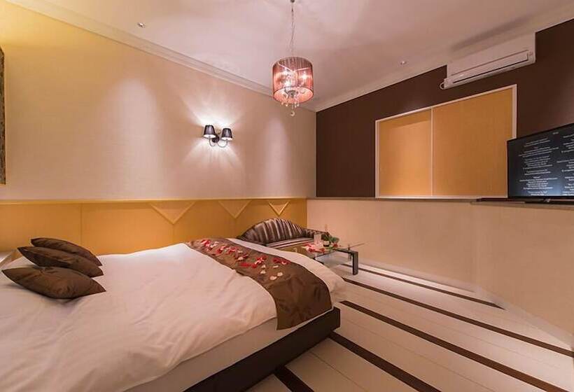 Hotel Sweets   Adults Only