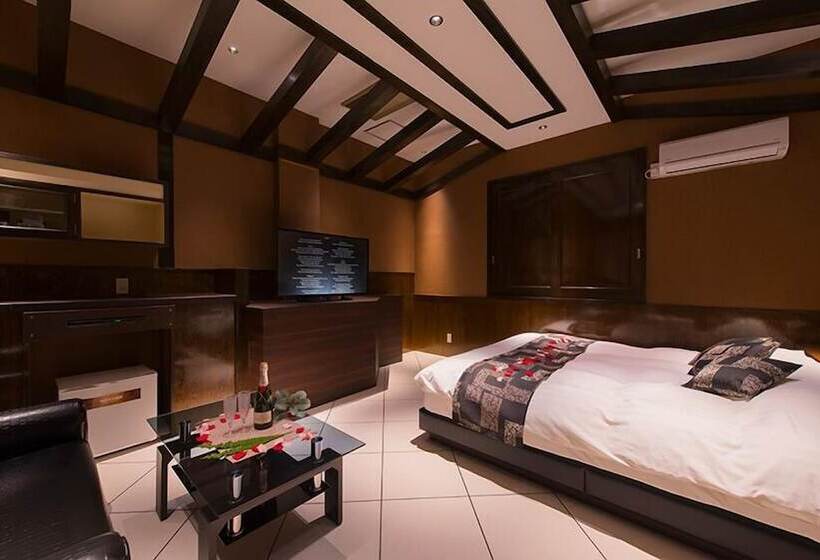 Hotel Sweets   Adults Only