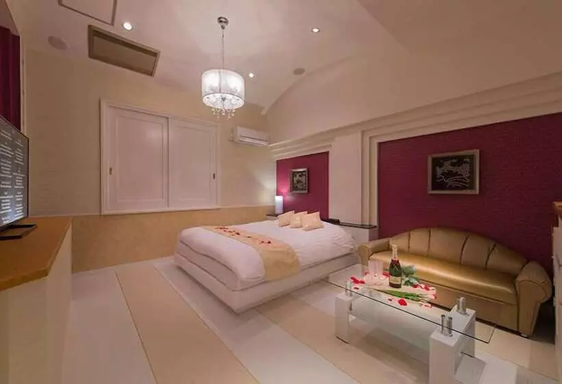 Hotelli Sweets   Adults Only