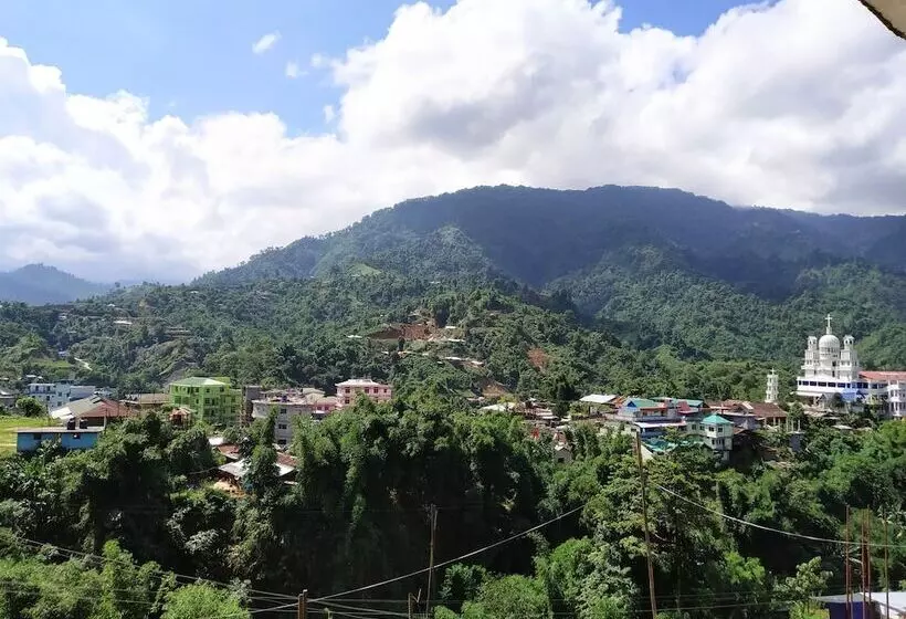 ホテル Todo Itanagar