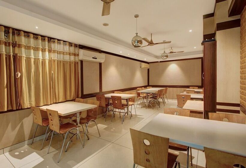 Motel Gajraj Continental By Oyo Rooms