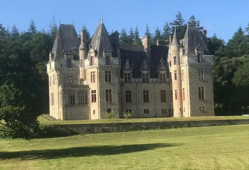 Majatalo Chateau Le Brossay
