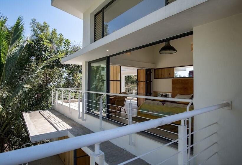 Pensão Davey S Town House