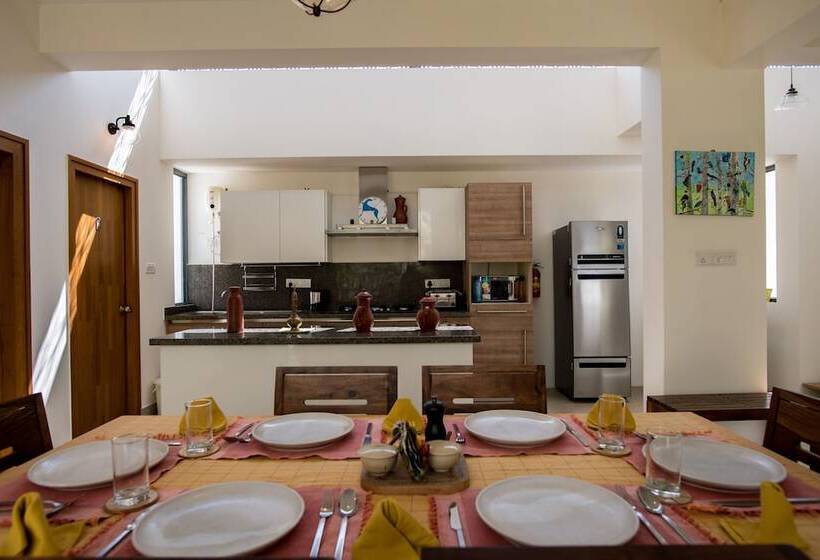 Pensão Davey S Town House