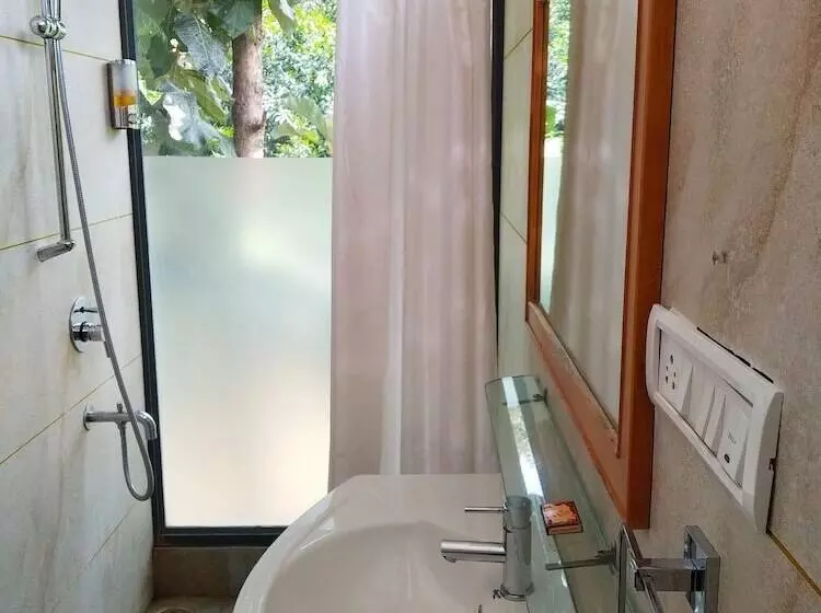 Majatalo Davey S Town House