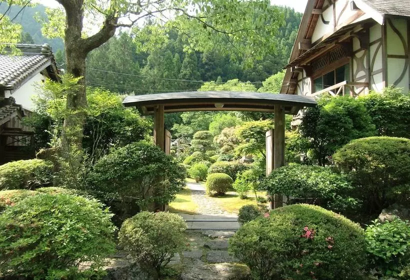 Majatalo Guest Villa Houou