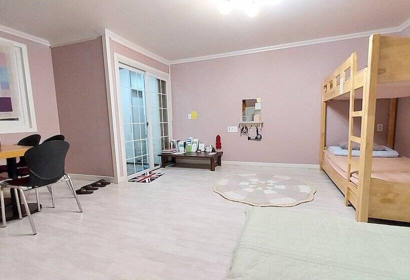 Pensiune Hago Guest House