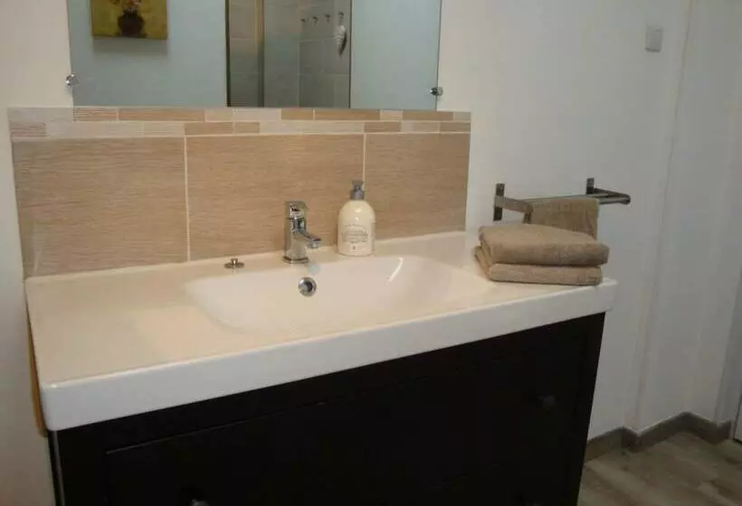 ペンション La Maison Catalpa   Chambre D Hôtes