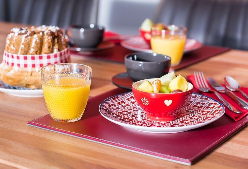 بنسيون L'attrap'reves