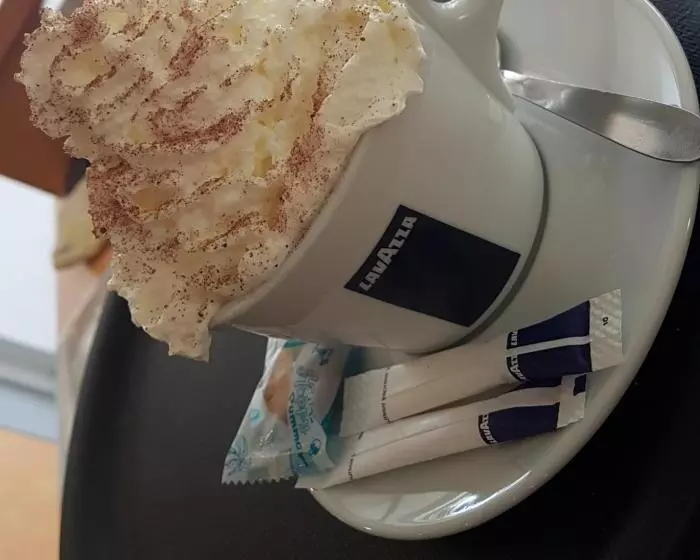 Majatalo Les 3 Cailloux Bar Restaurant