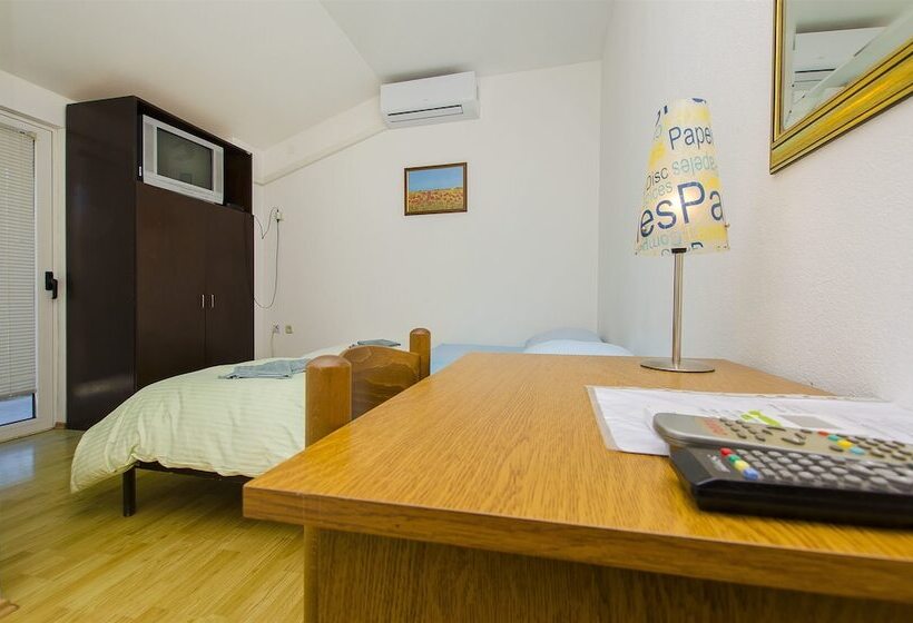 Пансион Rooms Marijana