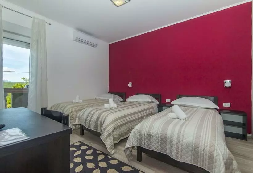 پانسیون Rooms Marijana