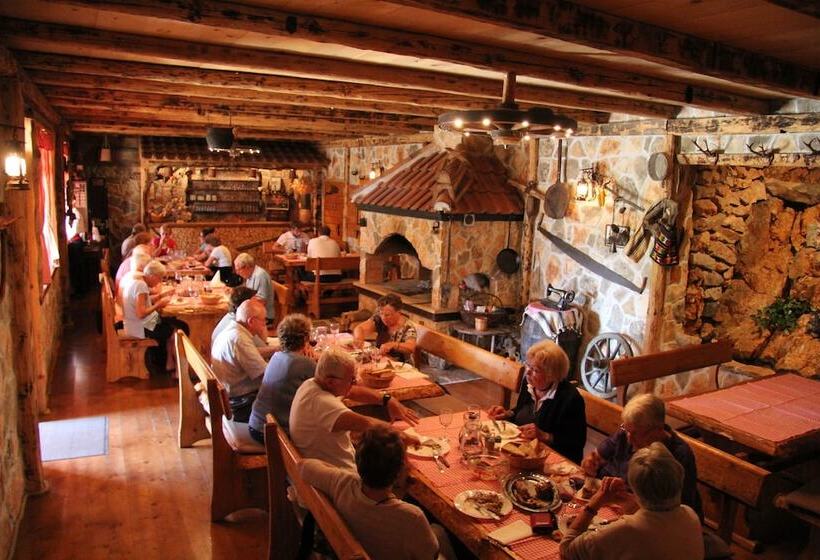 Пансион Rooms Marijana