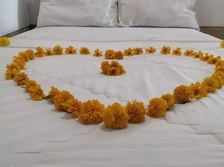 リゾートホテル Bale Sembahulun Cottages & Tend