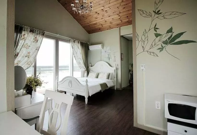 Sunset Aroma Pension