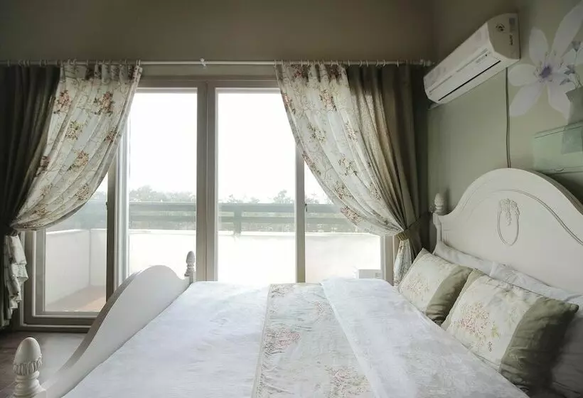 Sunset Aroma Pension
