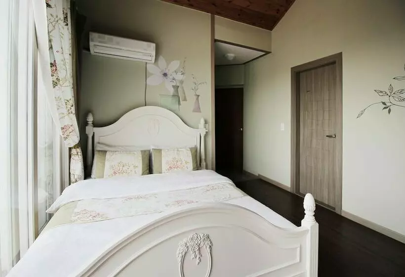Sunset Aroma Pension