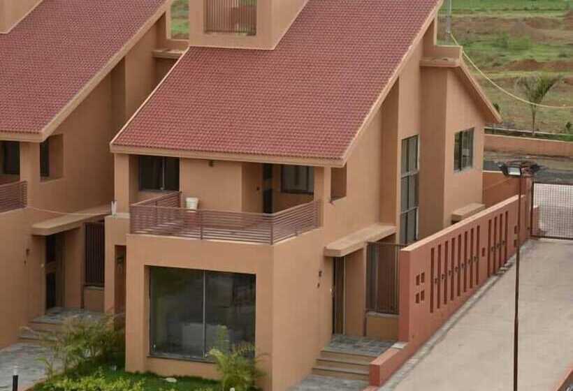 The Royal Castle Resorts