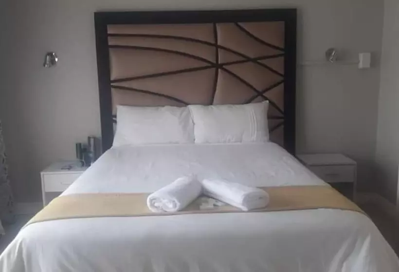 Vakhusi Bed And Breakfast