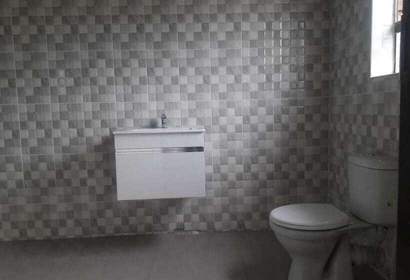 Vakhusi Bed And Breakfast