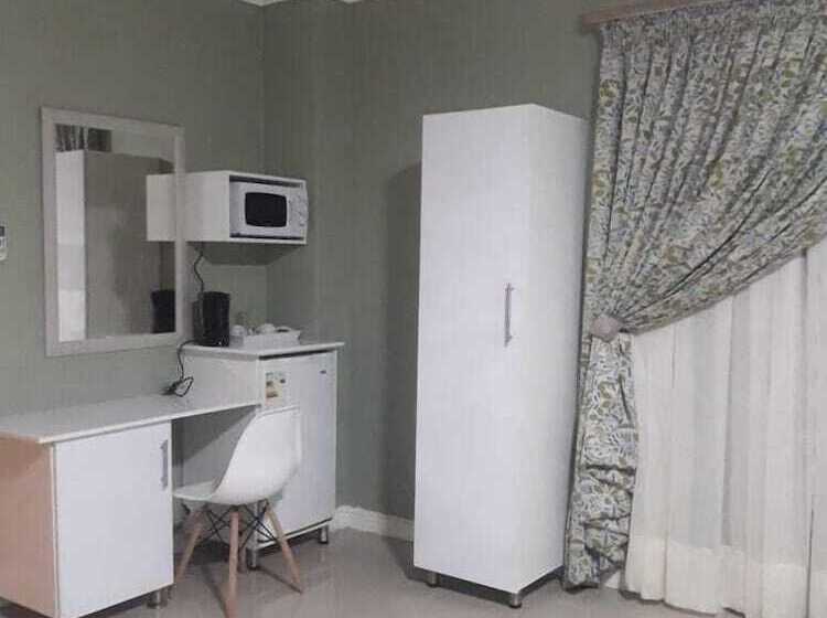 Vakhusi Bed And Breakfast