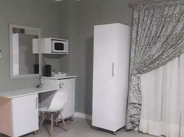 Vakhusi Bed And Breakfast